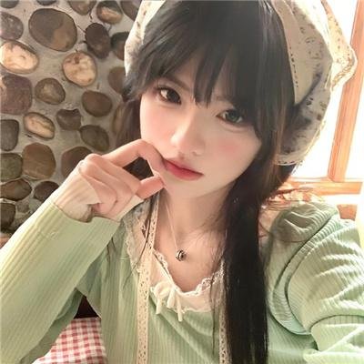 驼背人与舞女